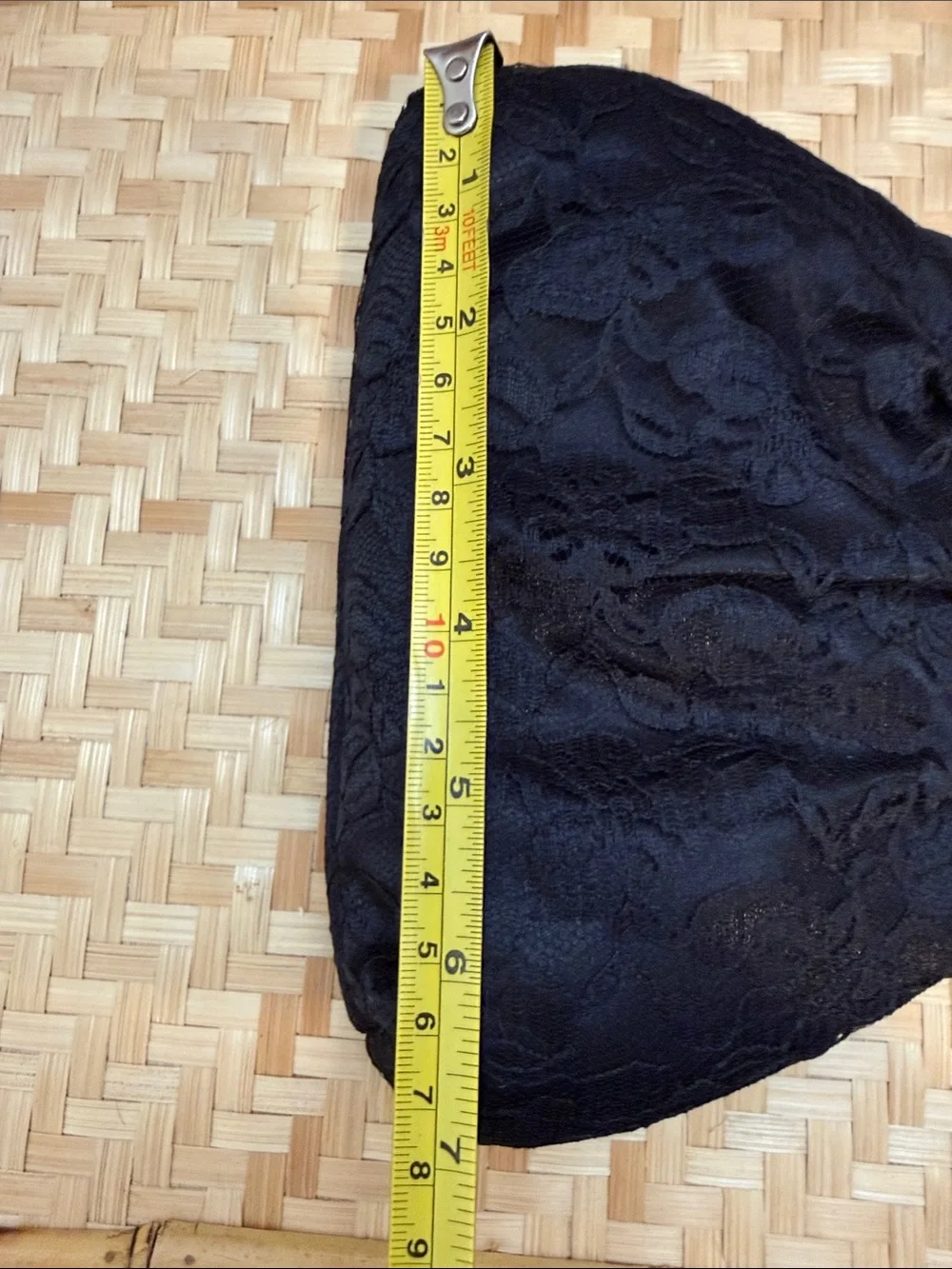 Vintage Black Floral Lace Evening Clutch Gold Tone Kiss Lock Chain Purse